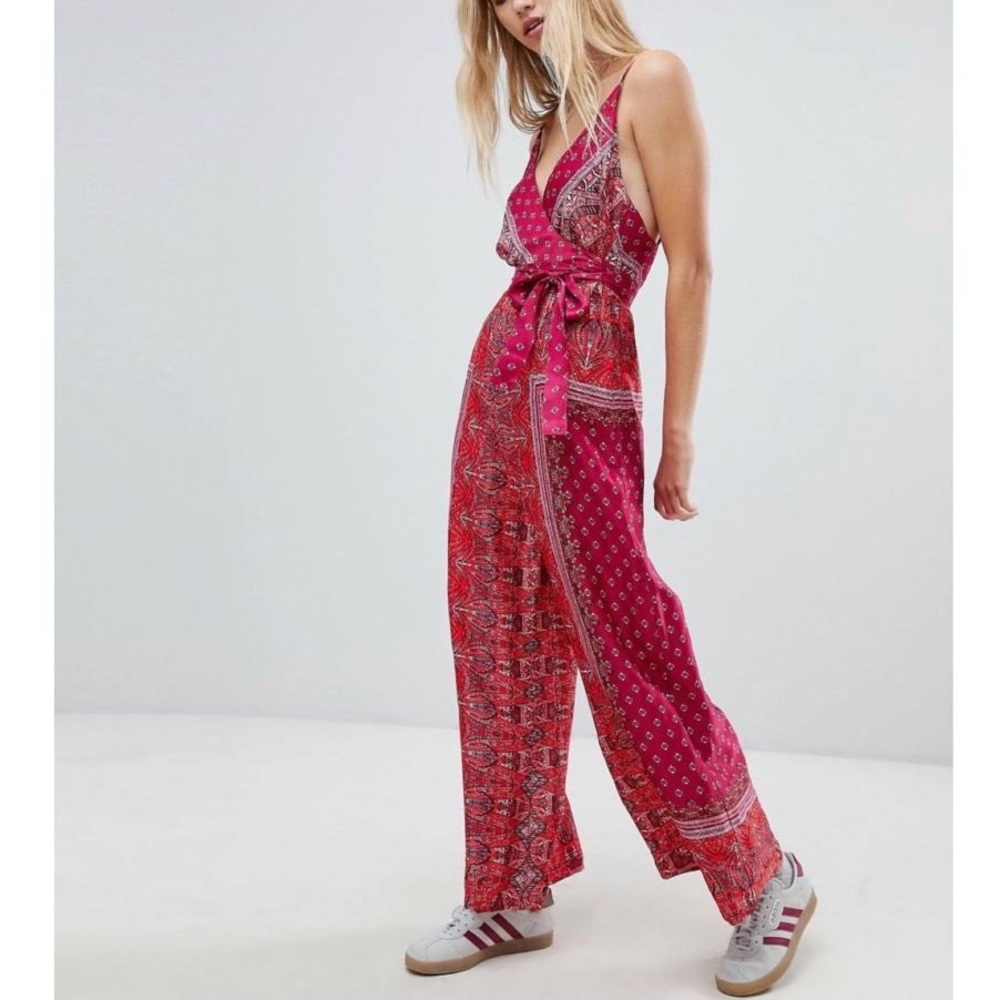 Free People Cabbage Rose Boho Wrap Top Waist Tie Satin Wide Leg Jumpsuit Size 2‎ - Picture 4 of 12